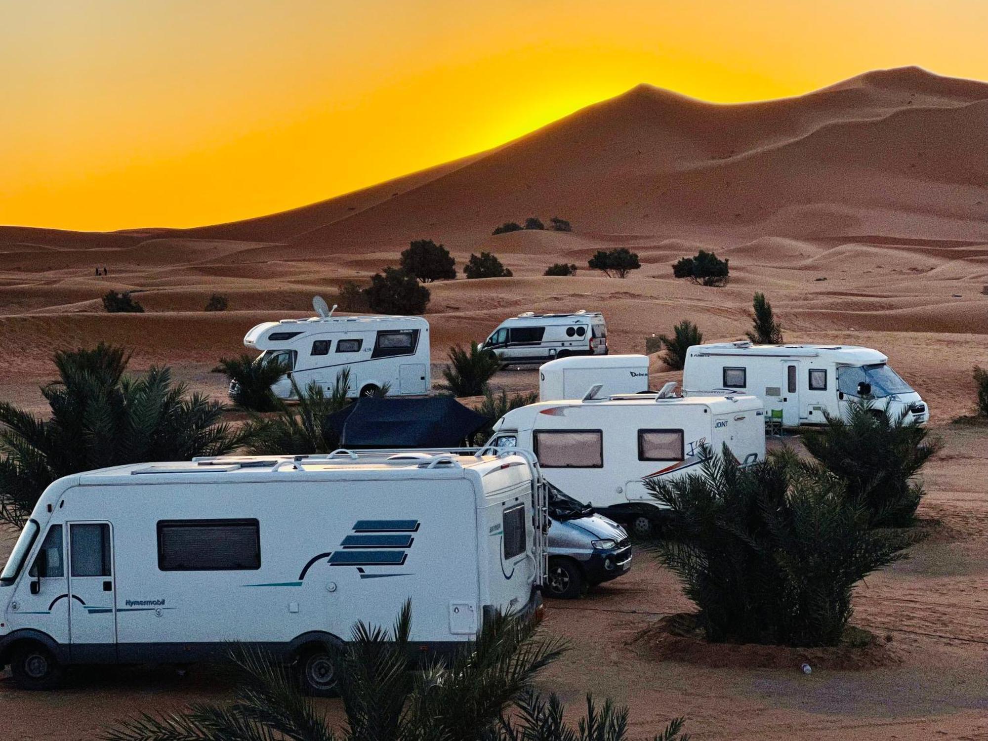 Hotel Camping Les Roses Des Dunes & Piscine Мерцуга Екстериор снимка
