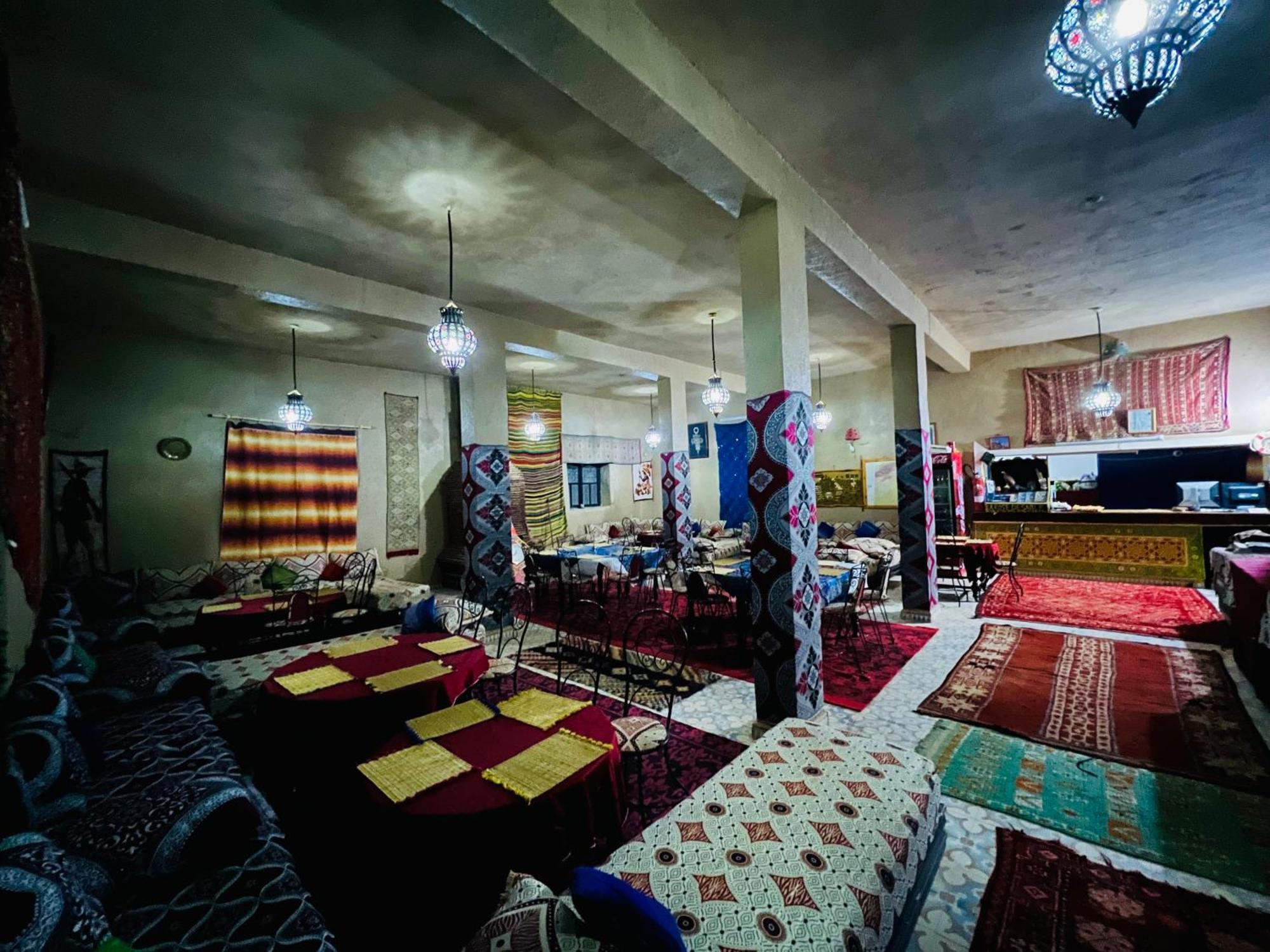 Hotel Camping Les Roses Des Dunes & Piscine Мерцуга Екстериор снимка